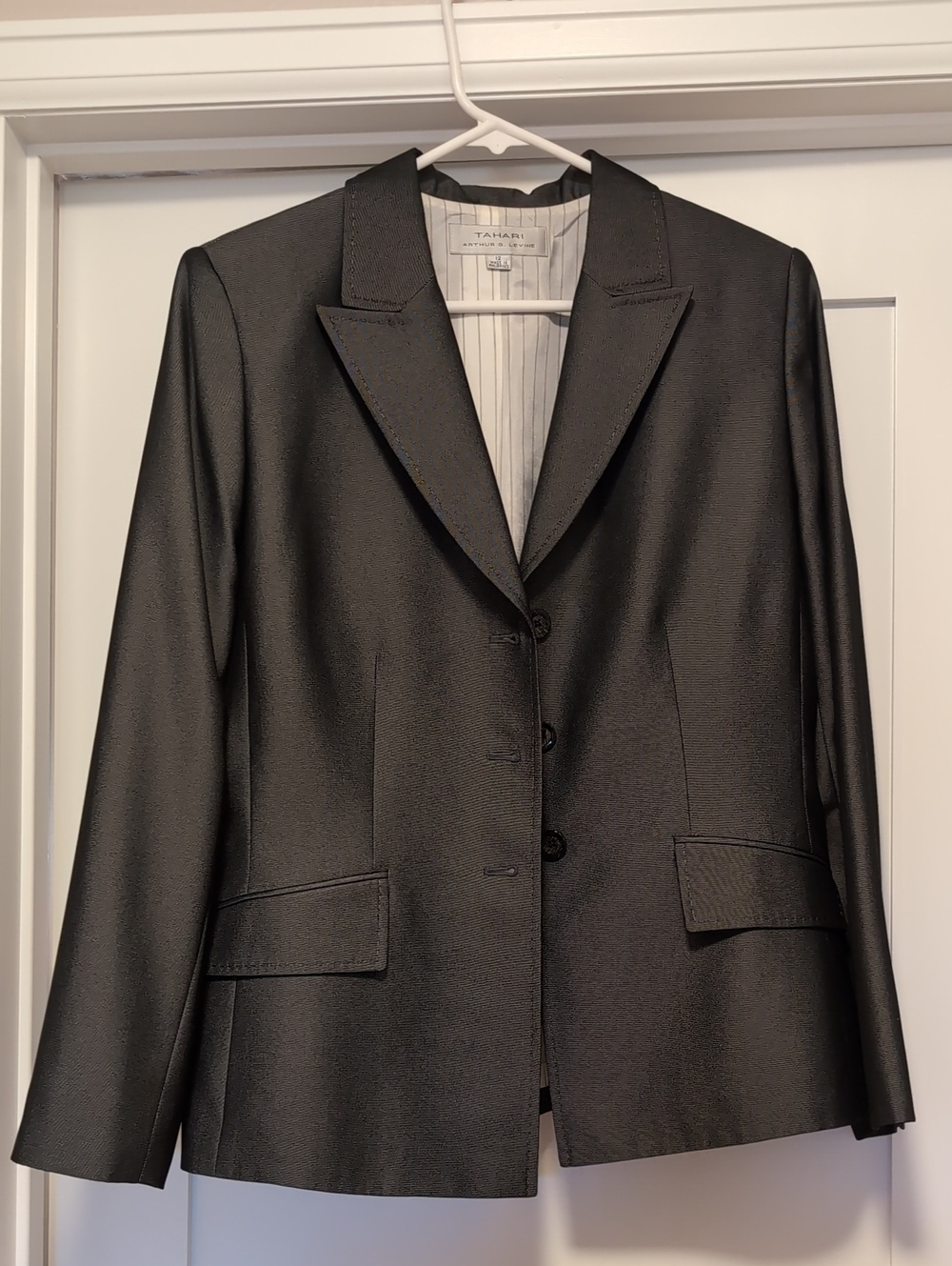 Tahari Black Lustrous Women's Skirt Suit